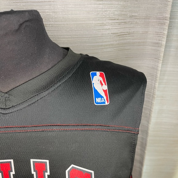 NBA Bulls Jersey - Picture 2 of 7